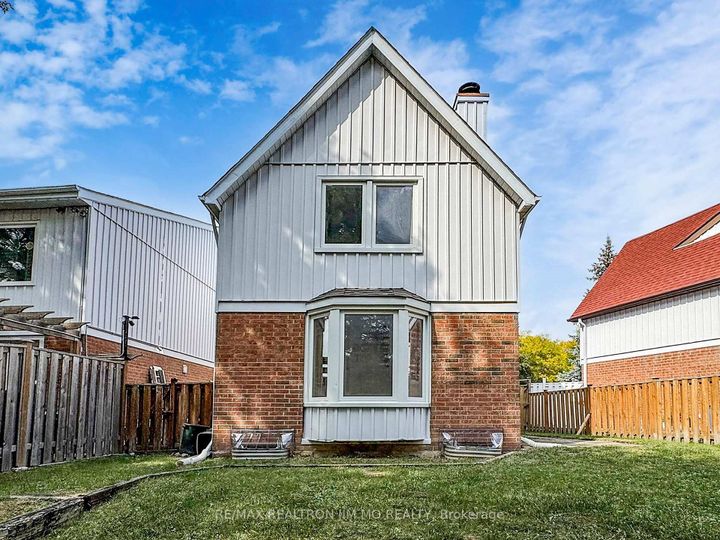 Photo 25 at 90 Belinda Square, Steeles, Toronto