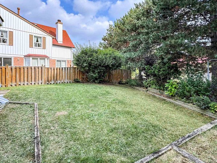 Photo 28 at 90 Belinda Square, Steeles, Toronto