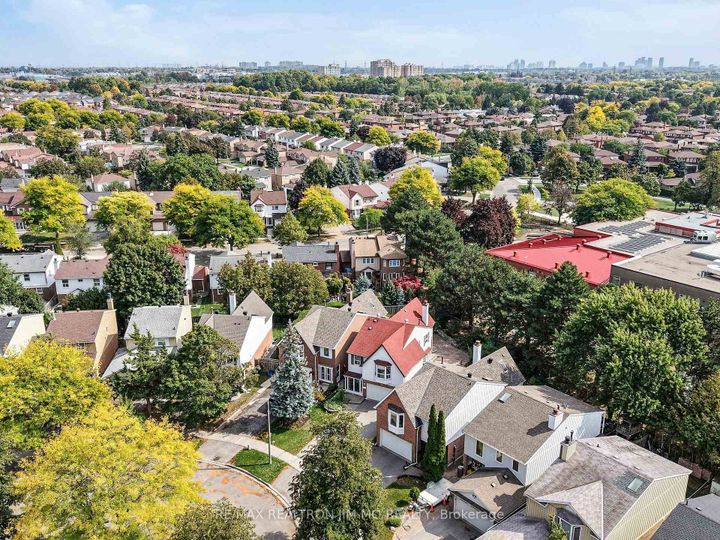 Photo 32 at 90 Belinda Square, Steeles, Toronto