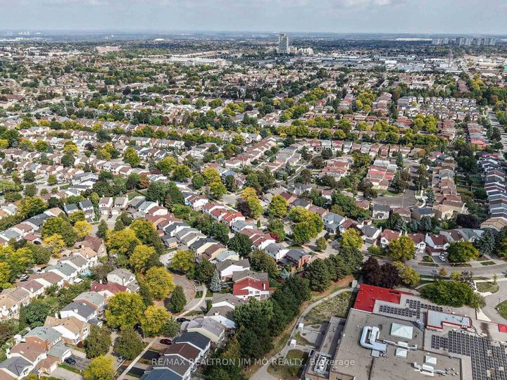 Photo 38 at 90 Belinda Square, Steeles, Toronto