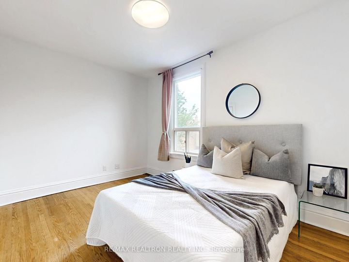 Photo 23 at 10 Lindsey Avenue, Dufferin Grove, Toronto