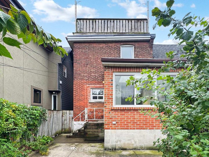 Photo 33 at 10 Lindsey Avenue, Dufferin Grove, Toronto