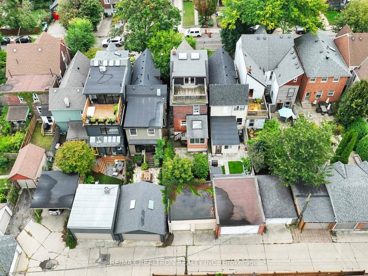 Photo 38 at 10 Lindsey Avenue, Dufferin Grove, Toronto