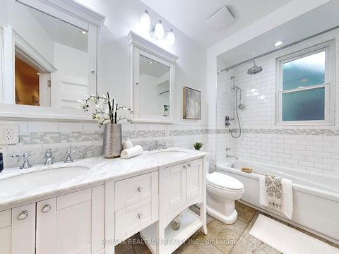 Photo 25 at 10 Lindsey Avenue, Dufferin Grove, Toronto
