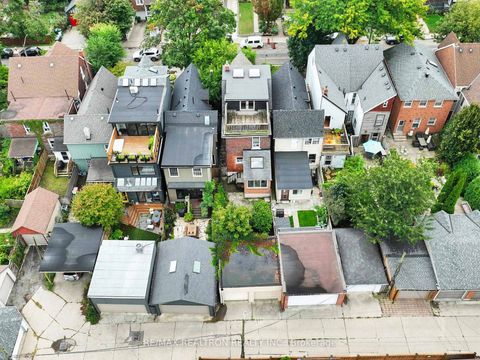 Photo 38 at 10 Lindsey Avenue, Dufferin Grove, Toronto