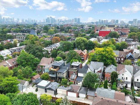 Photo 39 at 10 Lindsey Avenue, Dufferin Grove, Toronto