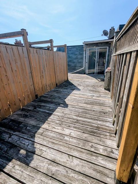 Photo 16 at 239 Woodbine Avenue, The Beaches, Toronto