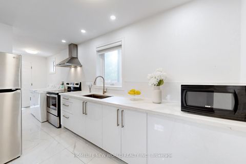 Photo 7 at 14 Franklin Avenue, Westgate, Toronto