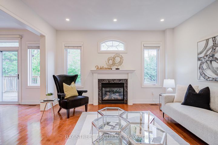 Photo 15 at 15 Sisley Crescent, Patterson, Vaughan