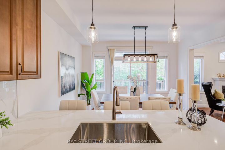 Photo 21 at 15 Sisley Crescent, Patterson, Vaughan