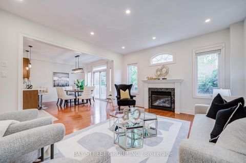 Photo 14 at 15 Sisley Crescent, Patterson, Vaughan