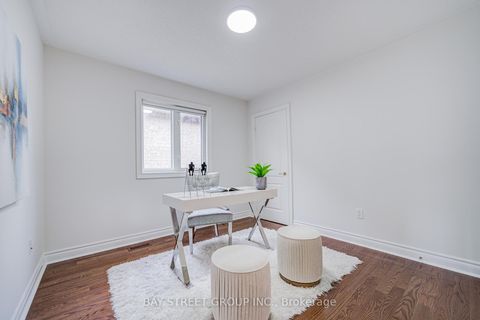 Photo 30 at 15 Sisley Crescent, Patterson, Vaughan