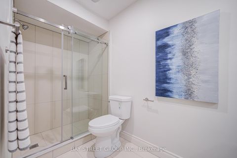 Photo 33 at 15 Sisley Crescent, Patterson, Vaughan