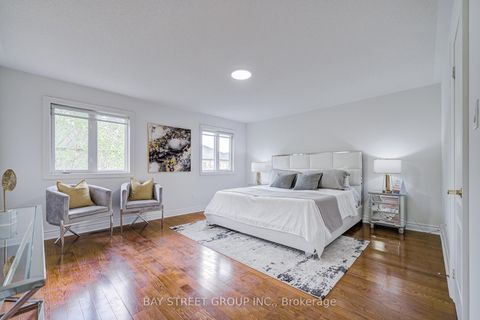 Photo 35 at 15 Sisley Crescent, Patterson, Vaughan