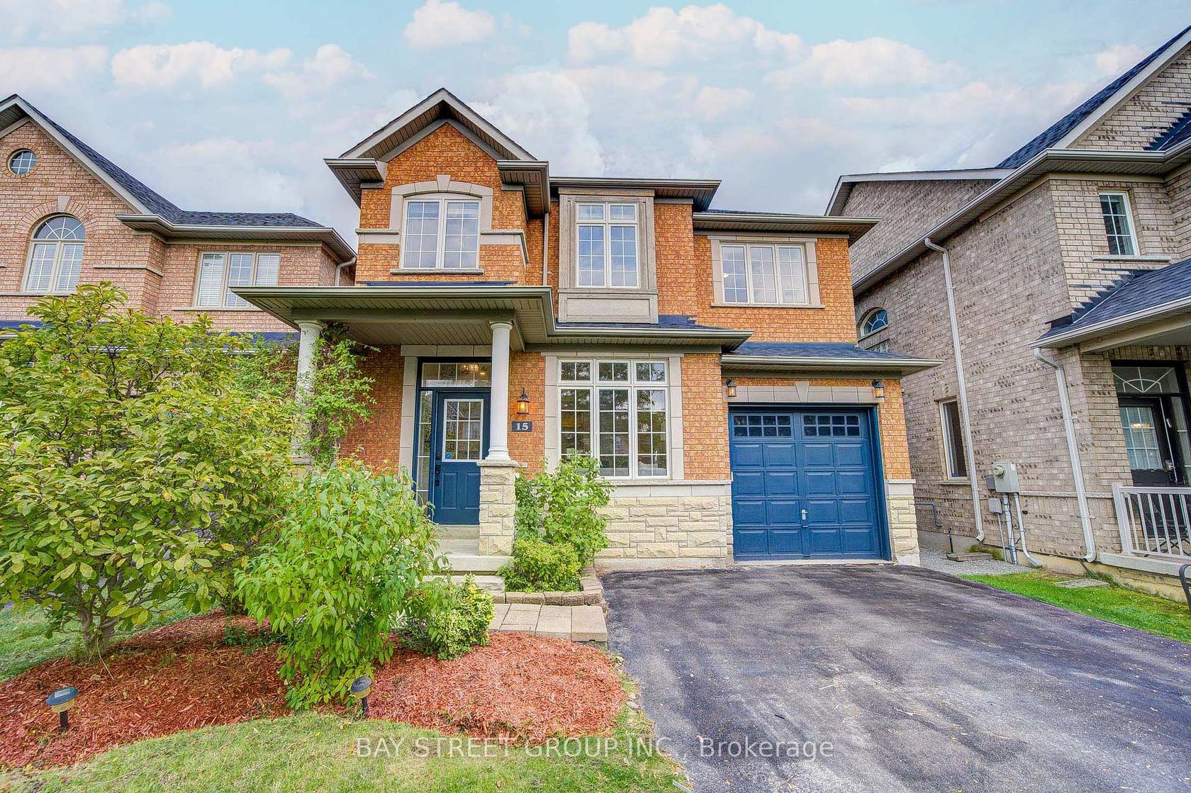 15 Sisley Crescent, Patterson, Vaughan 
