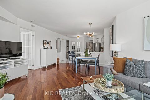Photo 9 at 409 - 219 Fort York Boulevard, Niagara, Toronto