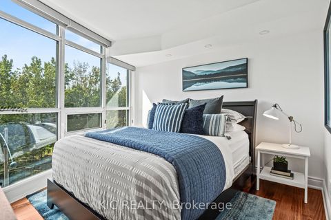 Photo 13 at 409 - 219 Fort York Boulevard, Niagara, Toronto