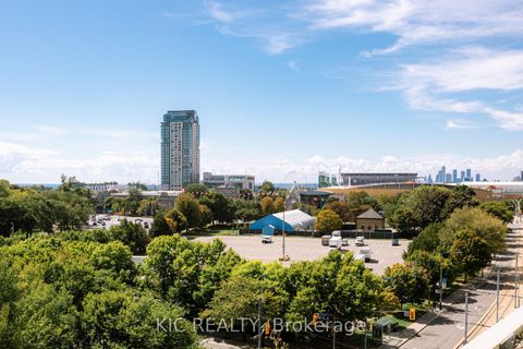 Photo 31 at 409 - 219 Fort York Boulevard, Niagara, Toronto
