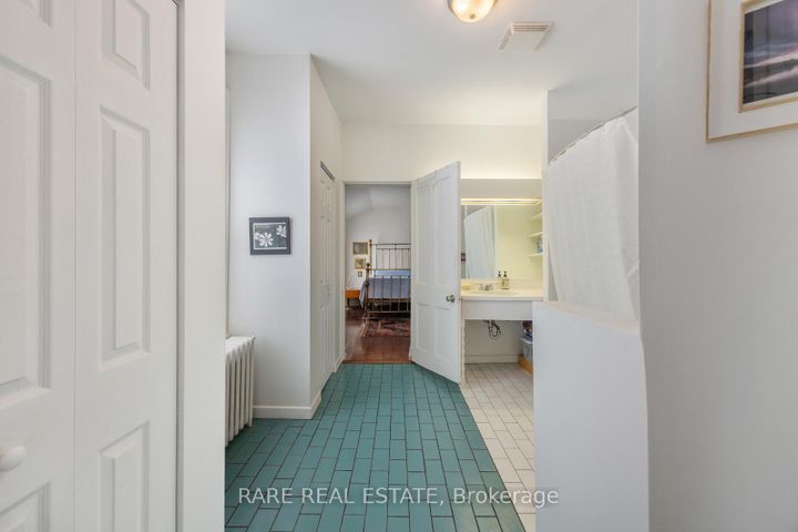 Photo 14 at 56 Brock Avenue, Roncesvalles, Toronto