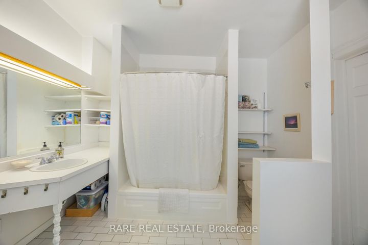 Photo 15 at 56 Brock Avenue, Roncesvalles, Toronto
