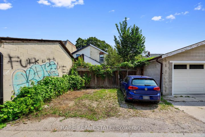 Photo 38 at 56 Brock Avenue, Roncesvalles, Toronto