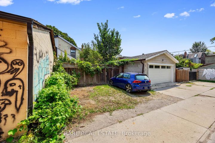 Photo 39 at 56 Brock Avenue, Roncesvalles, Toronto