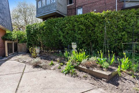 Photo 33 at 45 Summerhill Gardens, Moore Park, Toronto