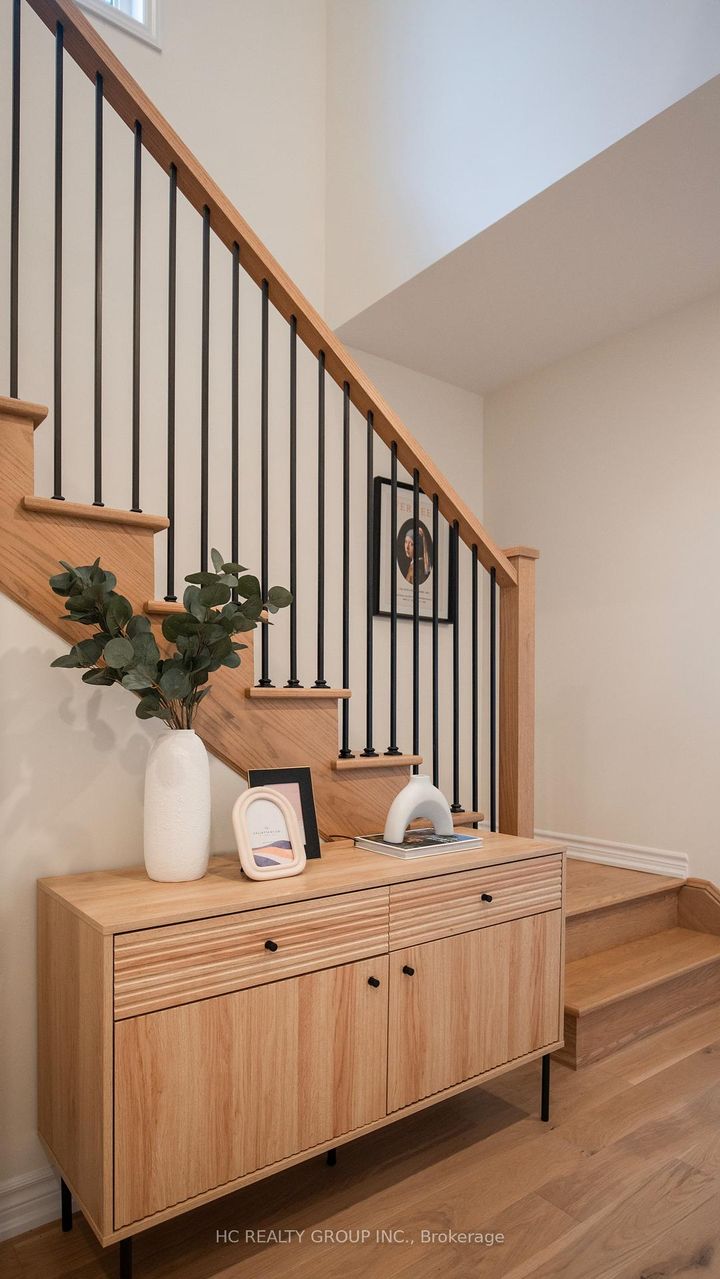 Photo 16 at 664 Grand Ridge Avenue, Pinecrest, Oshawa