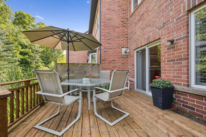 Photo 15 at 33 - 300 Ravineview Way, WC Wedgewood Creek, Oakville