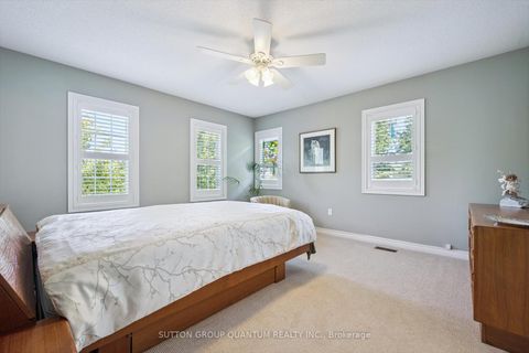 Photo 18 at 33 - 300 Ravineview Way, WC Wedgewood Creek, Oakville