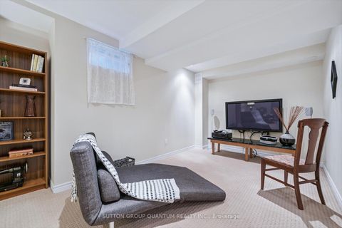 Photo 31 at 33 - 300 Ravineview Way, WC Wedgewood Creek, Oakville