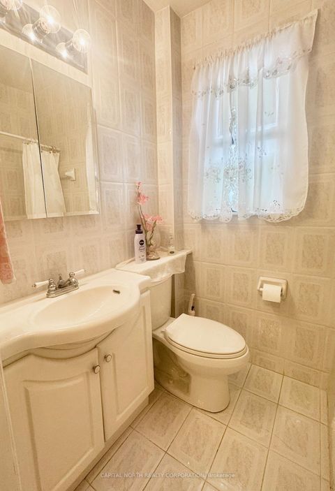 Photo 7 at 70 Beechborough Avenue, Greenbrook, Toronto