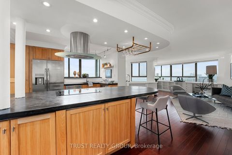 Photo 3 at 1201/02 - 270 Queens Quay W, Waterfront Communities C1, Toronto