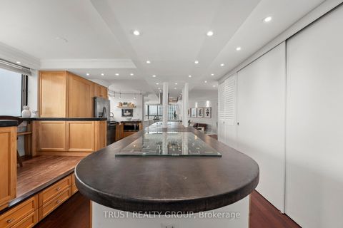 Photo 11 at 1201/02 - 270 Queens Quay W, Waterfront Communities C1, Toronto