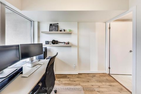 Photo 12 at 723 - 38 Joe Shuster Way, South Parkdale, Toronto