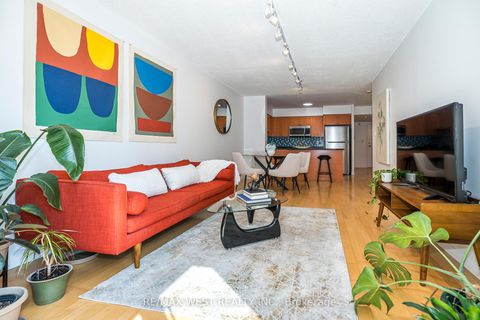 Photo 15 at 209 - 1000 King Street W, Niagara, Toronto