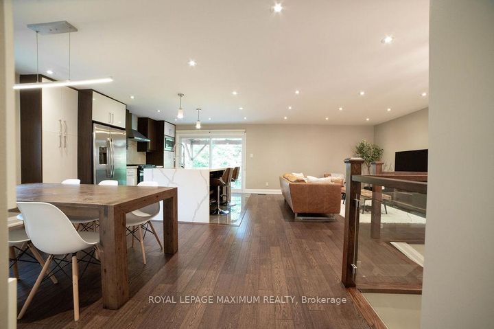 Photo 6 at 76 Langholm Drive, CFB, Toronto