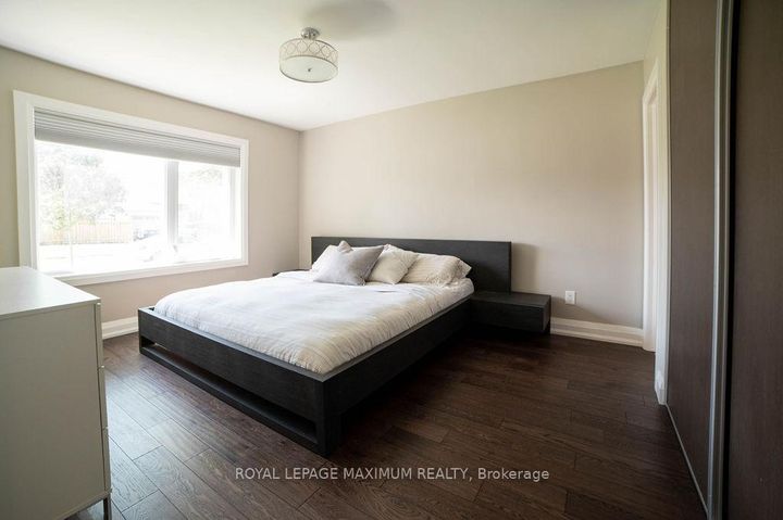 Photo 12 at 76 Langholm Drive, CFB, Toronto