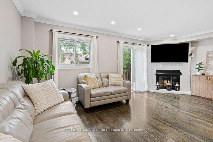 Photo 8 at 78 Sunshine Drive, Observatory, Richmond Hill