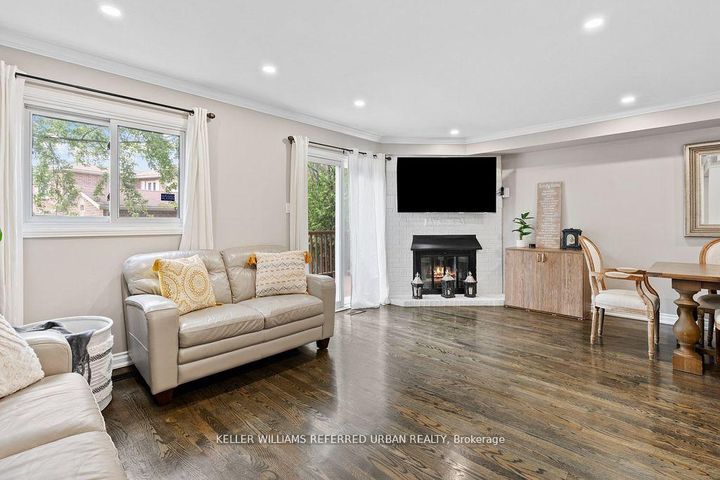 Photo 9 at 78 Sunshine Drive, Observatory, Richmond Hill