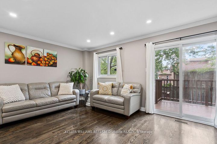 Photo 14 at 78 Sunshine Drive, Observatory, Richmond Hill