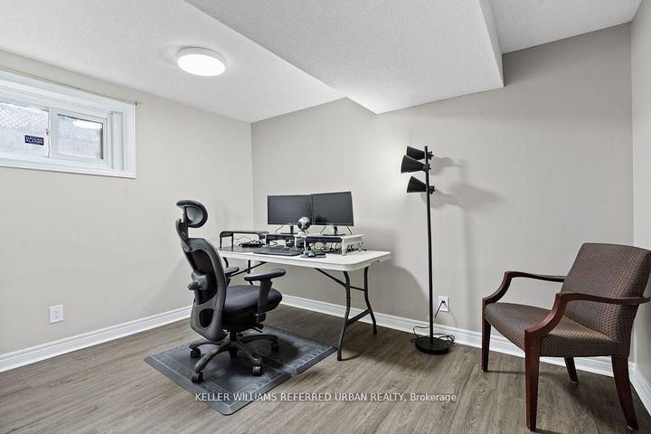 Photo 24 at 78 Sunshine Drive, Observatory, Richmond Hill