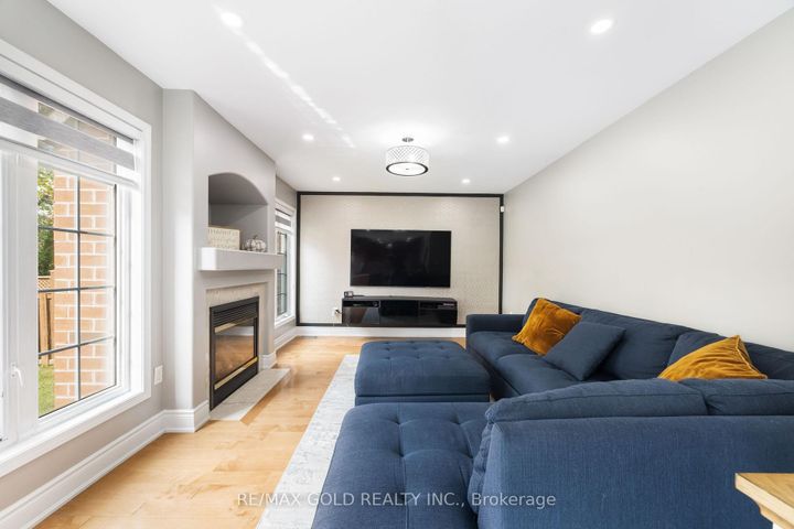 Photo 8 at 36 Fidelity Avenue, Fletcher's Meadow, Brampton