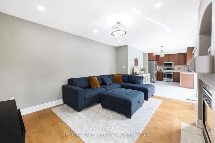 Photo 9 at 36 Fidelity Avenue, Fletcher's Meadow, Brampton