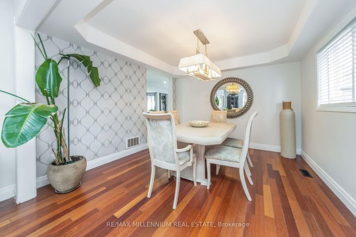 Photo 8 at 6881 Forest Park Drive, Lisgar, Mississauga