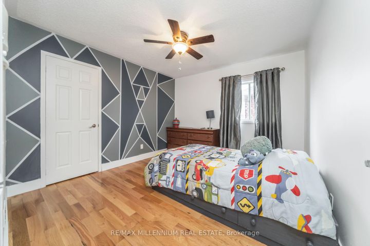 Photo 27 at 6881 Forest Park Drive, Lisgar, Mississauga