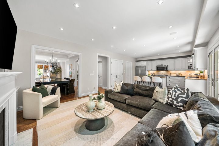 Photo 7 at 43 Randolph Road, Leaside, Toronto