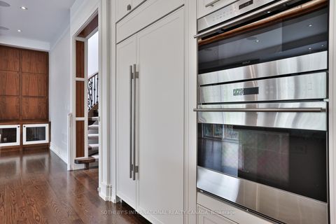 Photo 20 at 128 Park Home Avenue, Willowdale West, Toronto