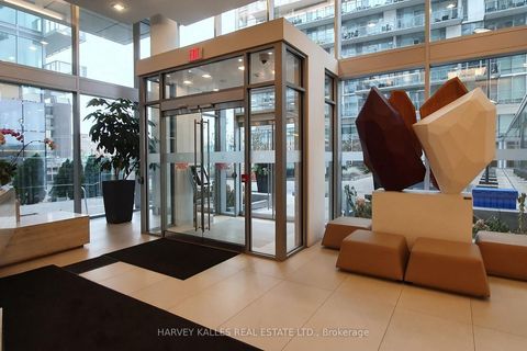 Photo 4 at 813 - 29 Queens Quay E, Waterfront Communities C8, Toronto