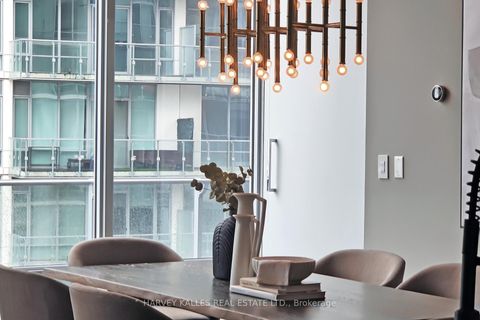 Photo 13 at 813 - 29 Queens Quay E, Waterfront Communities C8, Toronto